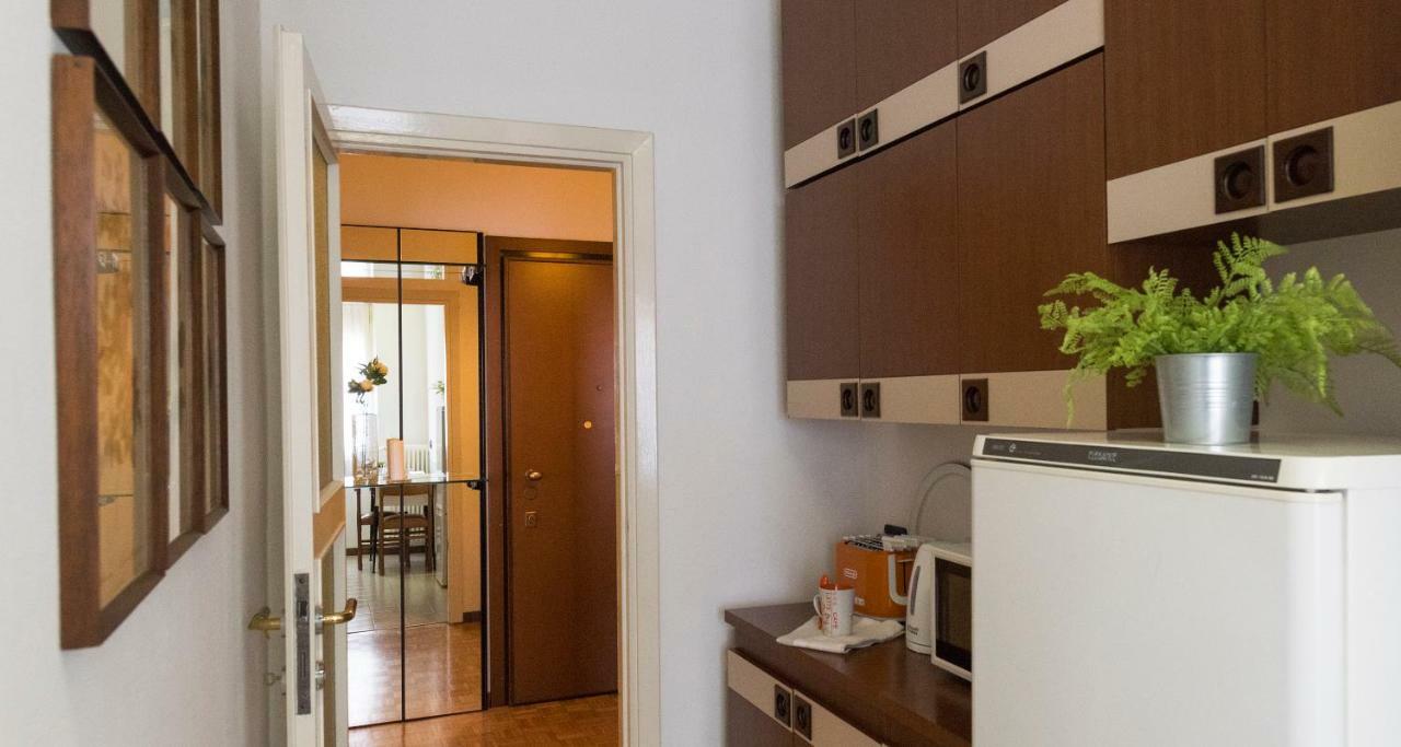 Joivy Welcoming 1Br Apt Next To Villa Olmo Como Exterior foto