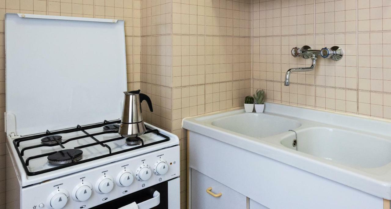 Joivy Welcoming 1Br Apt Next To Villa Olmo Como Exterior foto