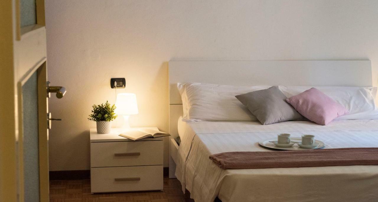 Joivy Welcoming 1Br Apt Next To Villa Olmo Como Exterior foto