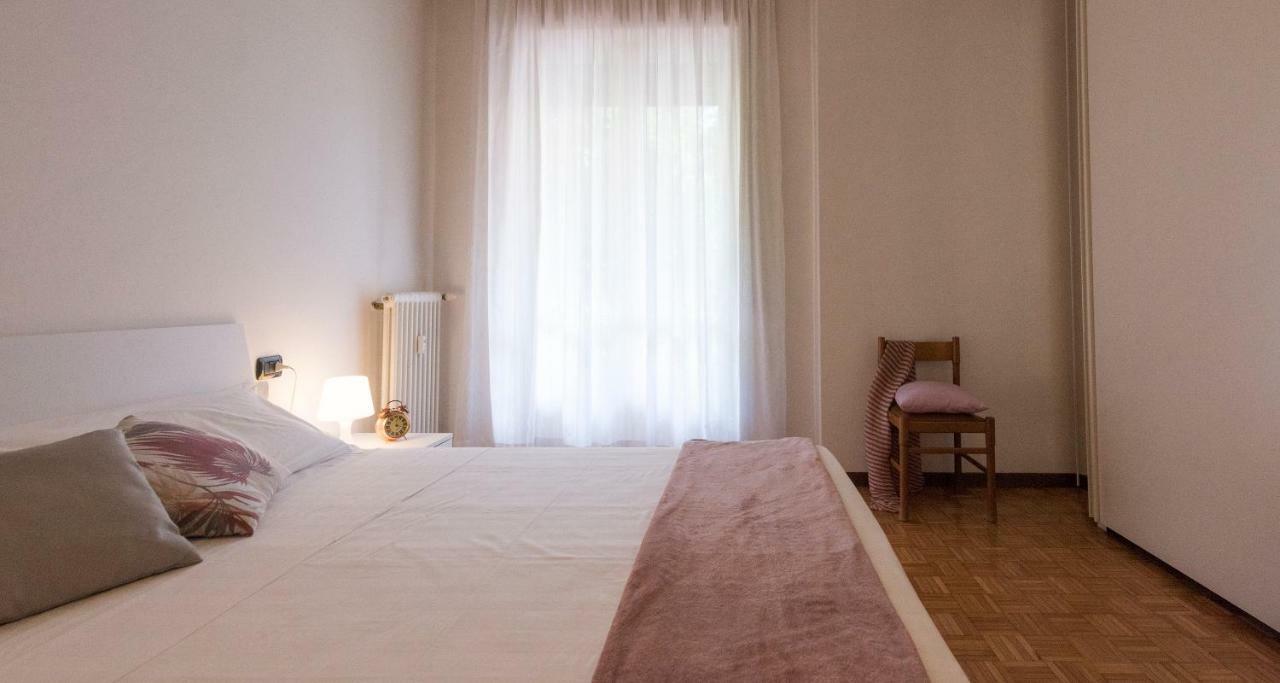 Joivy Welcoming 1Br Apt Next To Villa Olmo Como Exterior foto