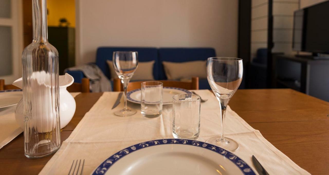 Joivy Welcoming 1Br Apt Next To Villa Olmo Como Exterior foto