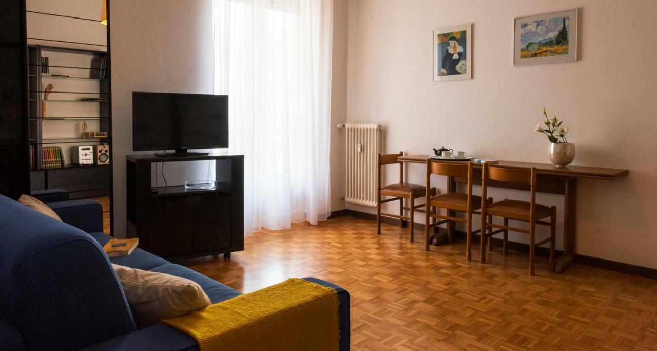 Joivy Welcoming 1Br Apt Next To Villa Olmo Como Exterior foto