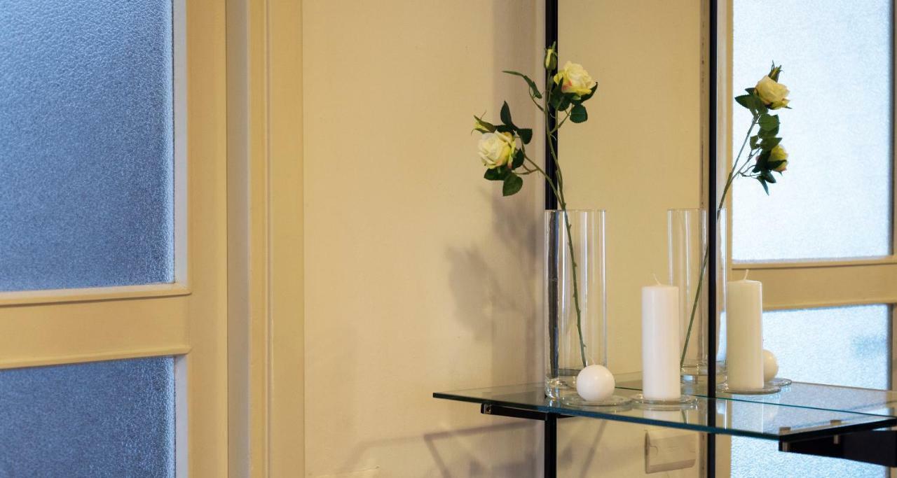 Joivy Welcoming 1Br Apt Next To Villa Olmo Como Exterior foto