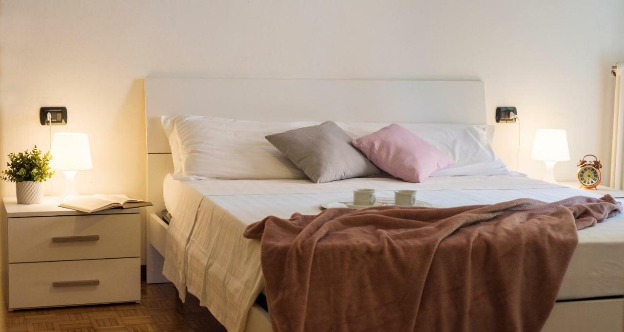 Joivy Welcoming 1Br Apt Next To Villa Olmo Como Exterior foto